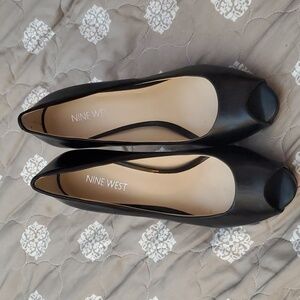 Nine West peephole heels